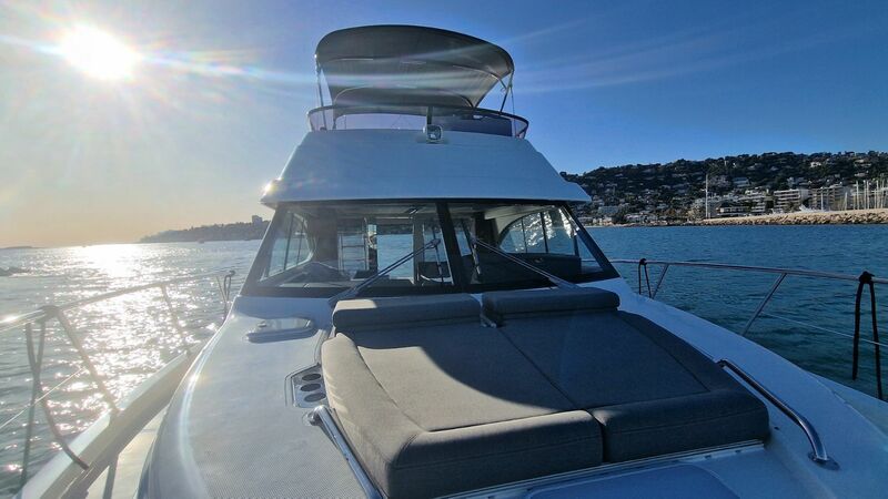 RIVIERA 39 FLY 